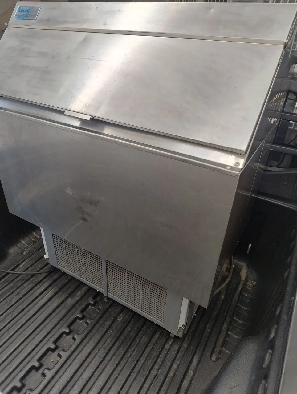 maquina de gelo Everest 150 kilos 220 v