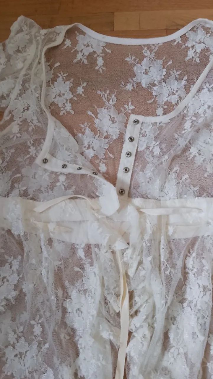 Batinha em renda branca com laços e babados linda!!! - Foto 4