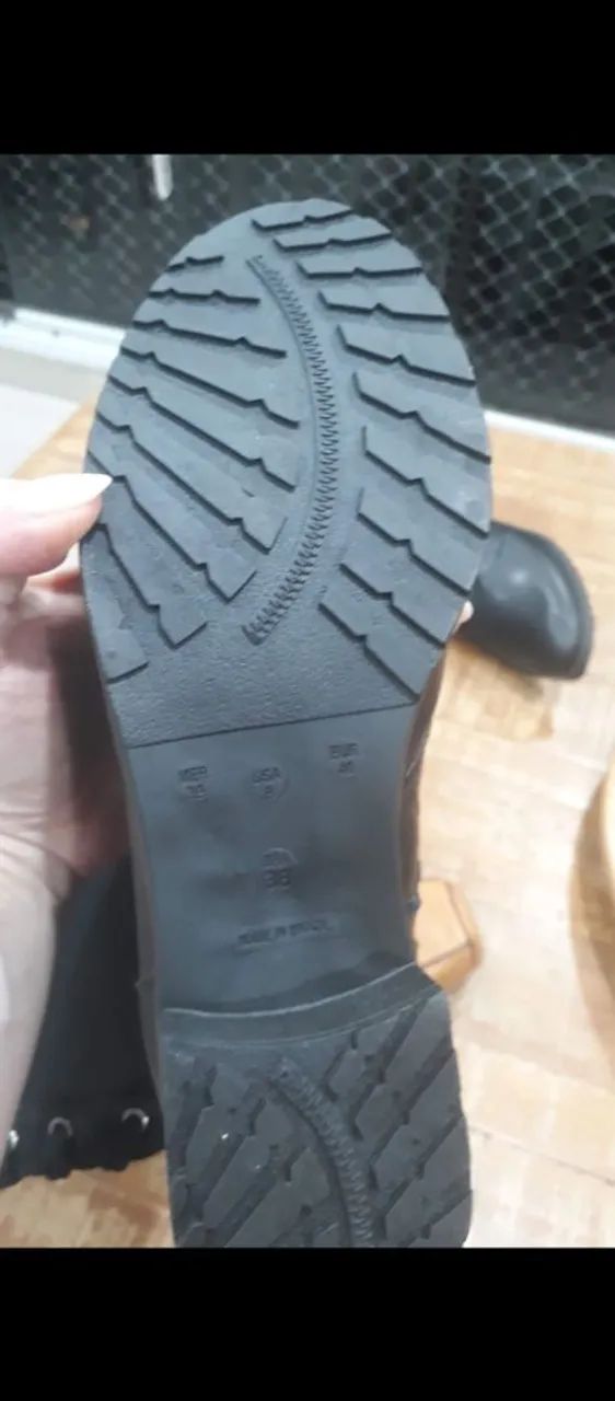 Botas femininas pretas cano longo - Foto 3