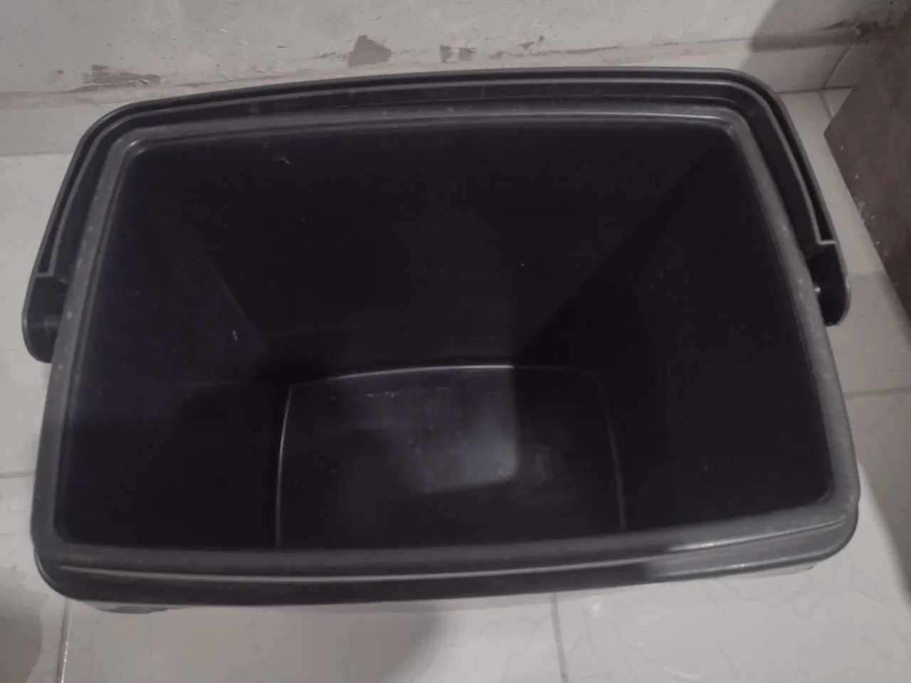 Caixa Térmica 32 Litros - Foto 2