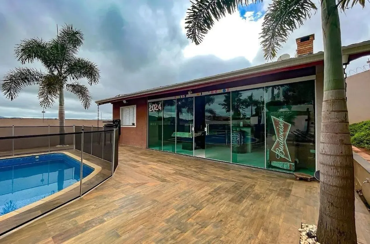 Sobrado com 5 dormitórios à venda, 480 m² por R$ 2.000.000,00 - Residencial Country Felix 