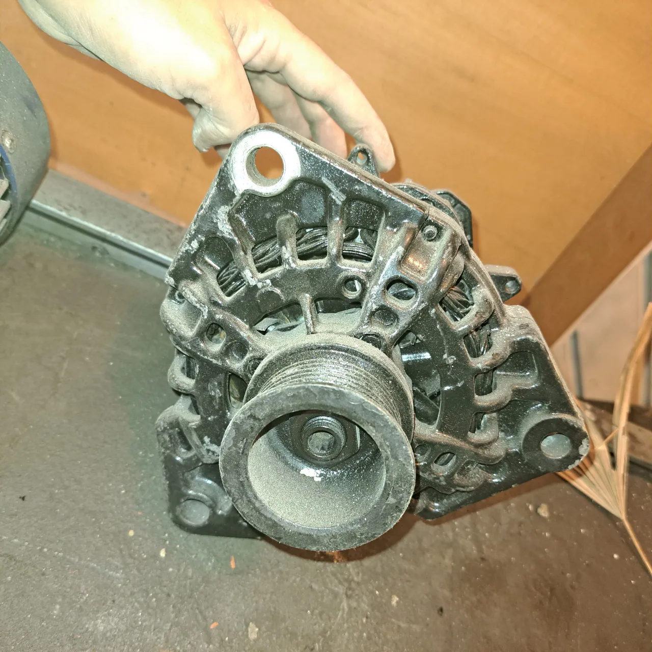 Alternador de carro usado