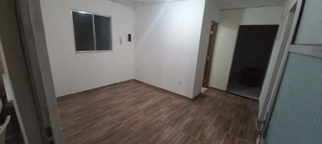 alugo casa 1º andar - Foto 2