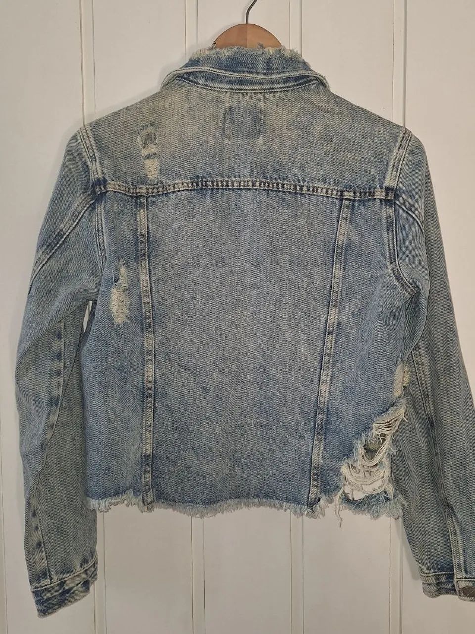 Jaqueta jeans feminina destroeyd  - Foto 4