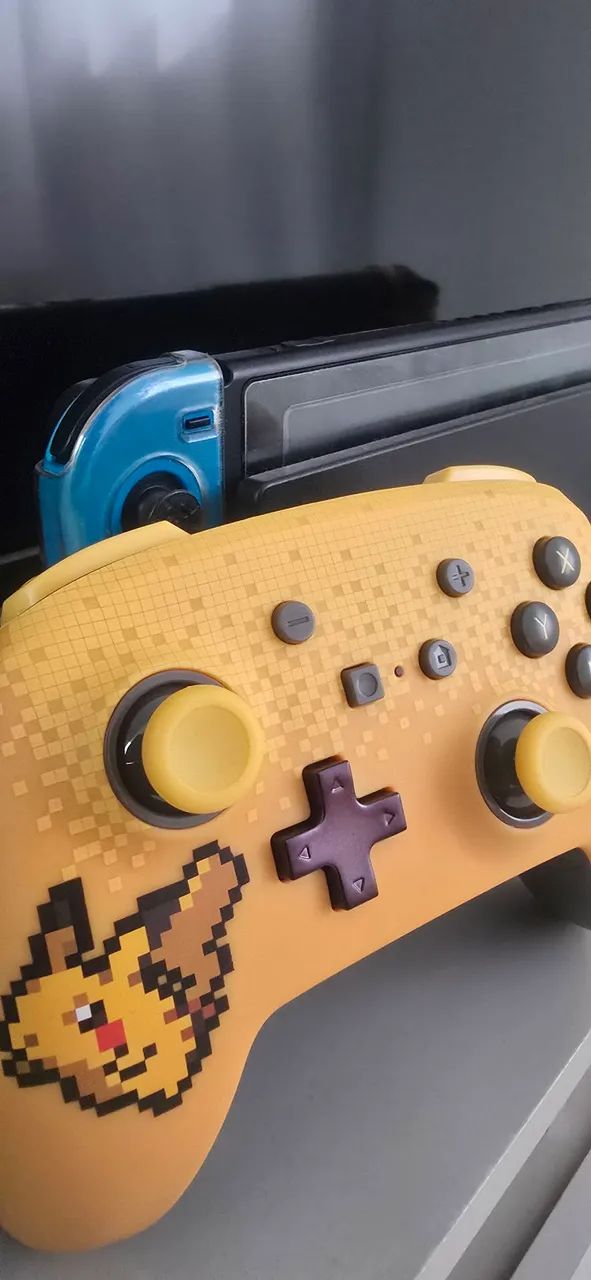 Controle Pokemon Pikachu 8bits lacrado Nintendo Switch - Foto 2
