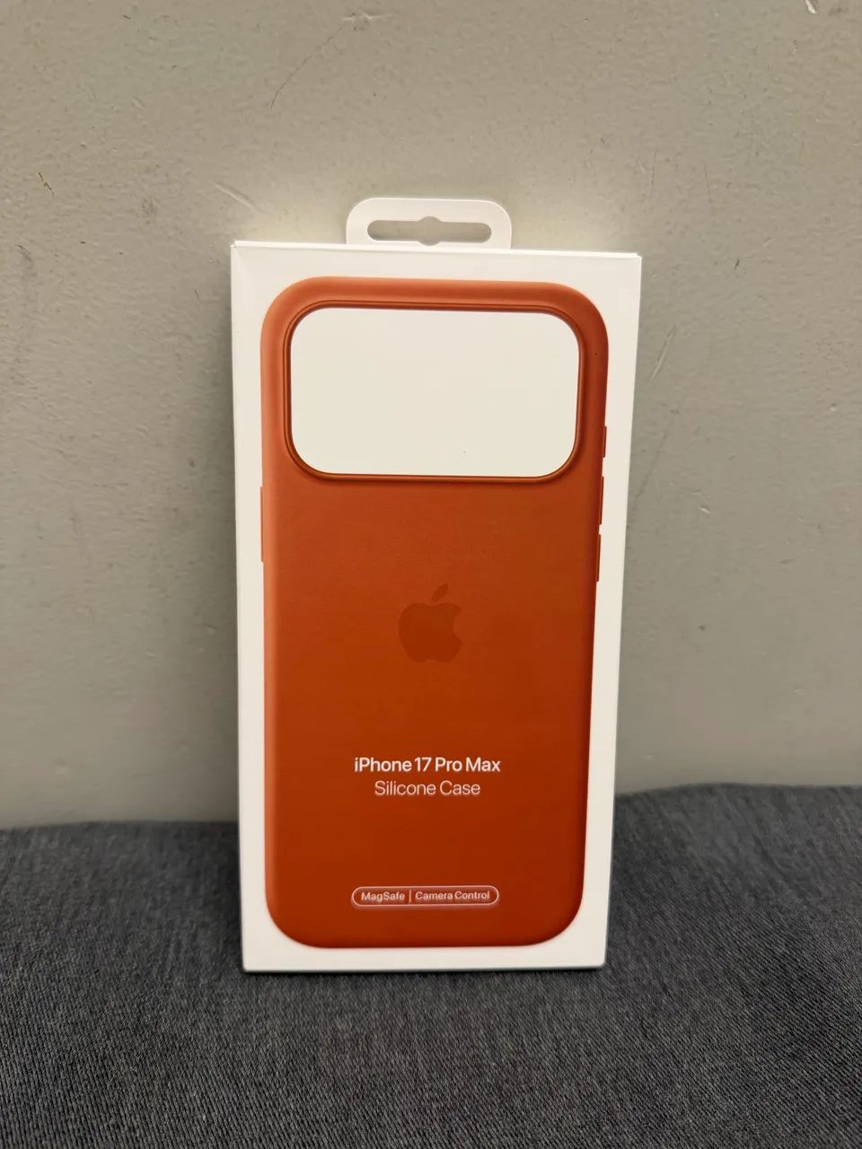 Capa IPhone 17 Pro Max (Lacrada) C/ Nota Fiscal