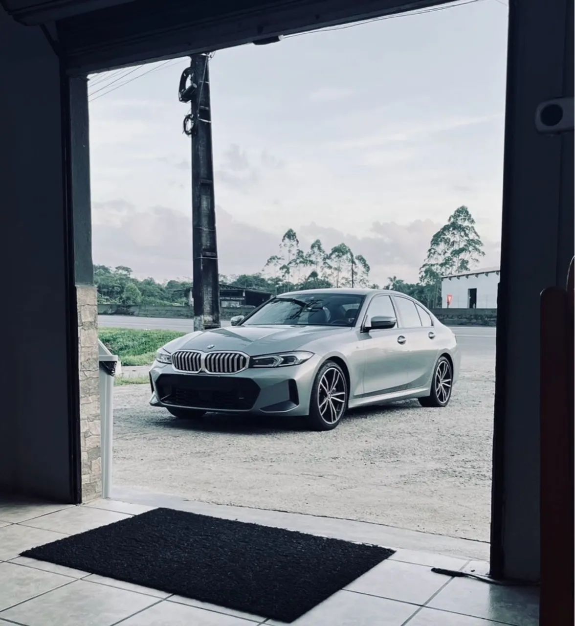 BMW 320i M Sport 2023/2024 - 17.500 km, Revisões BMW, Detalhes exclusivos - Foto 2