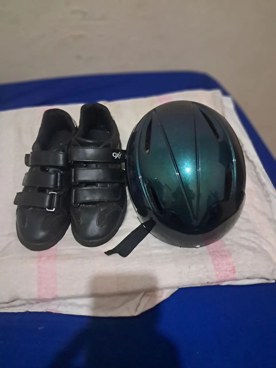 Kit Ciclismo Capacete + Sapatilha MTB 