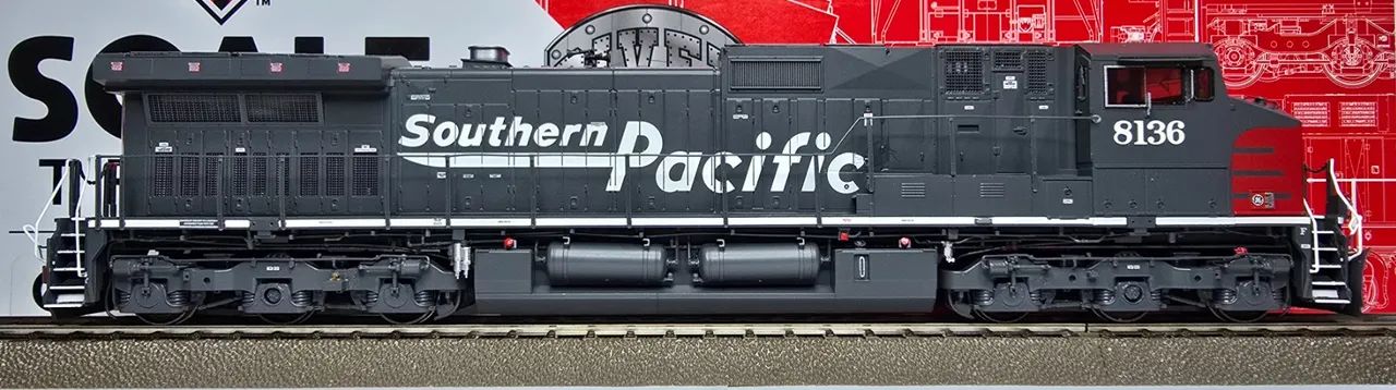 Locomotiva Scale Trains Ho Ge C44 9w com DCC e som - Foto 4
