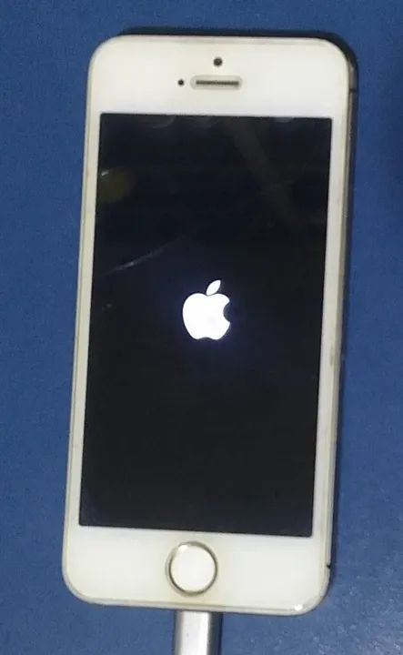 Lote de Iphone Para  Uso das Peças - Foto 5