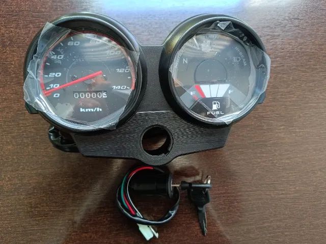 a. Painel completo Titan 2000 KS-ES 125 00-04 Código 8870 com chave de ignição