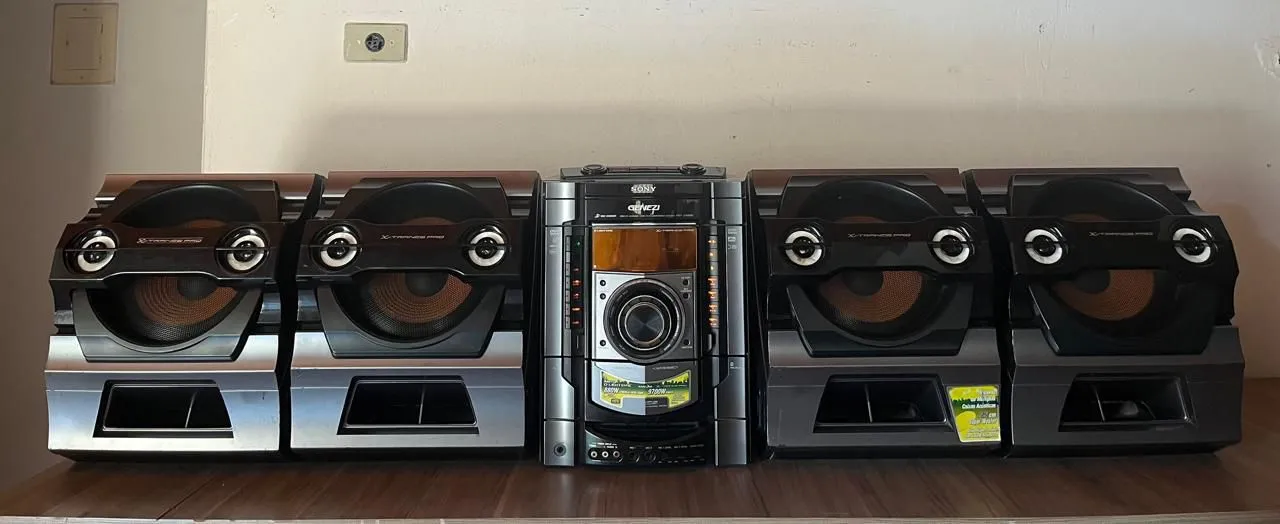 Mini System Sony Fst-zx80d 880 RMS *Aiwa*Philips Leia Descrição