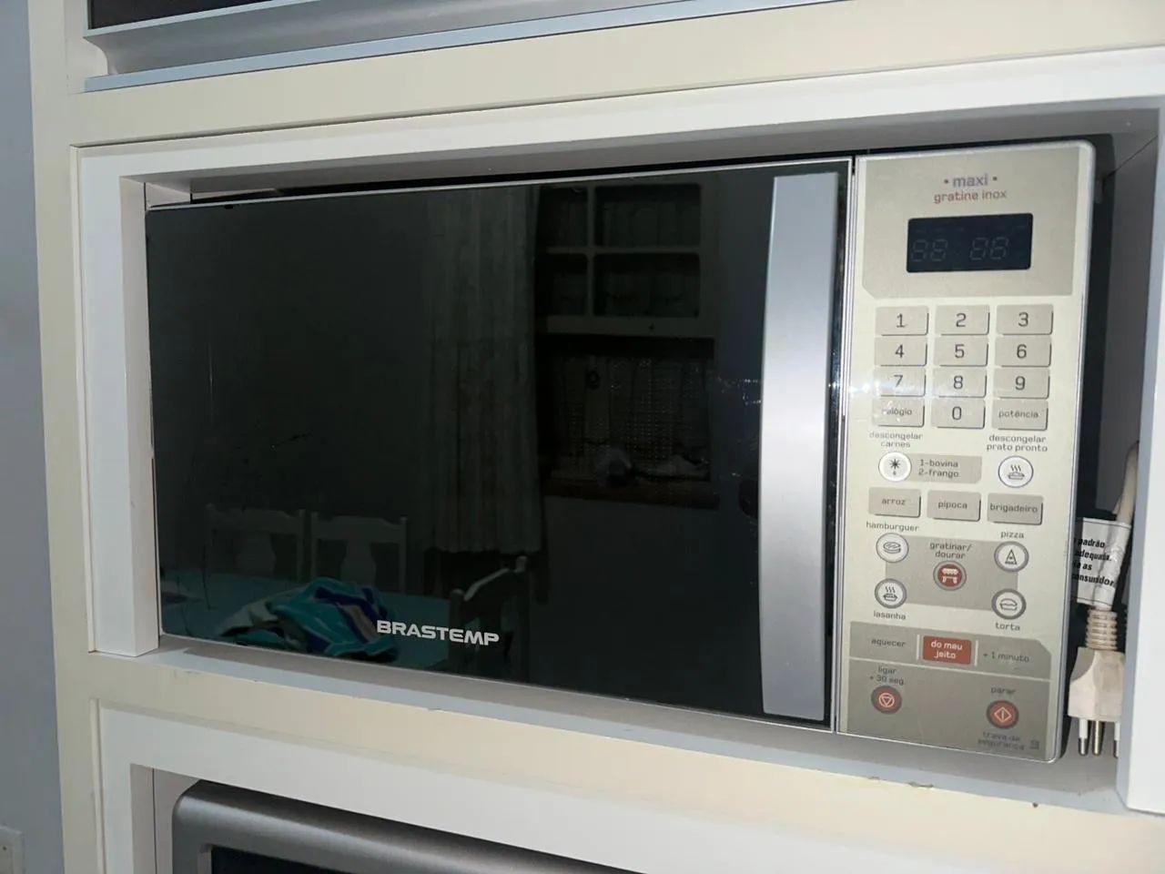 Forno Micro-ondas Brastemp Máxi gratine inox
