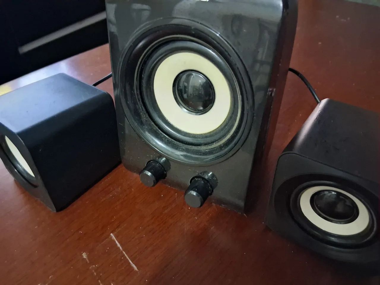 Caixa de Som 2.1 Multilaser SP172 - 14W RMS - USB - Foto 2