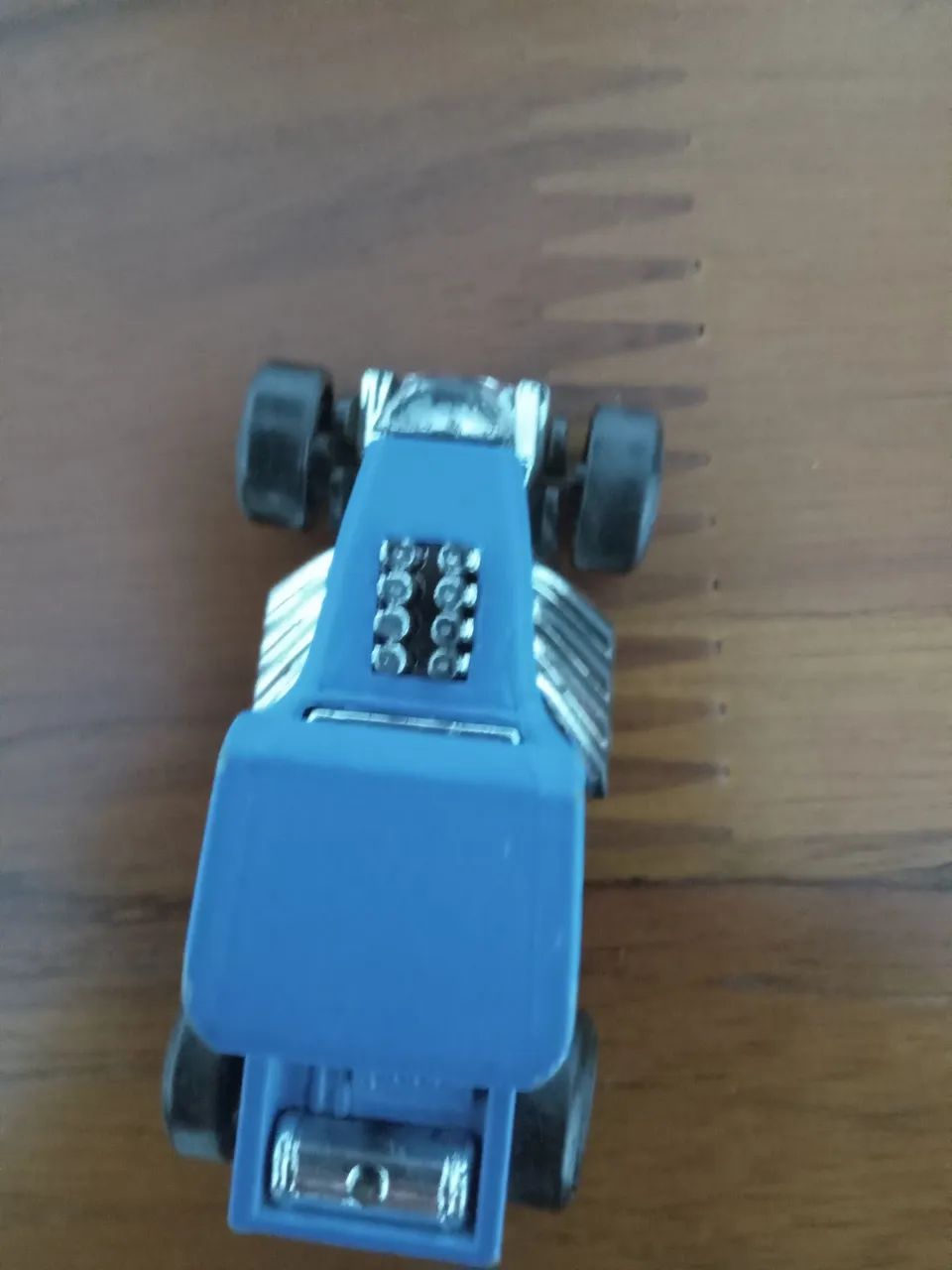 Carrinho Hot Wheels BLUE BONE SHARKER  - Foto 5