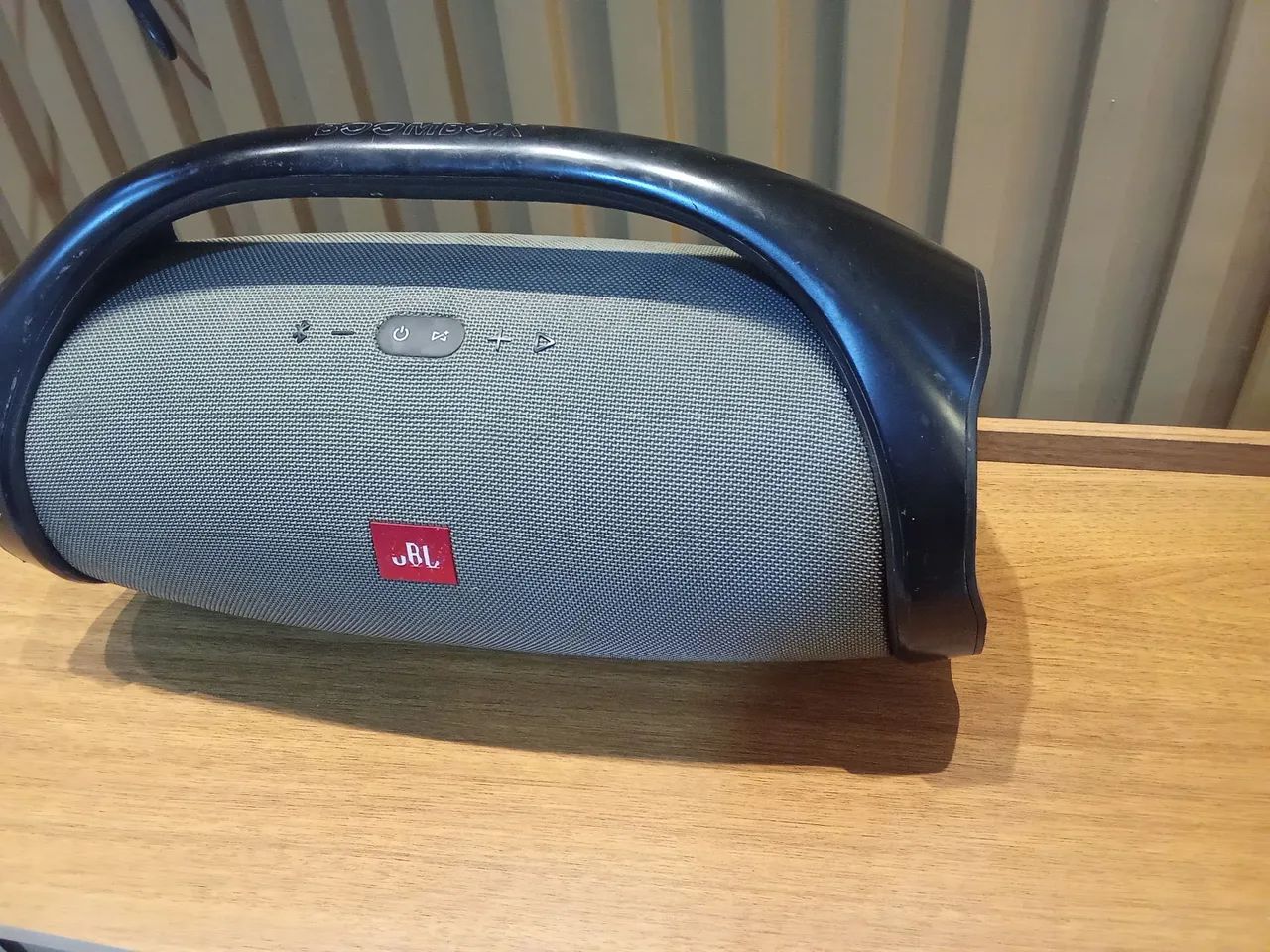 JBL is defective, stopped working on its own64292271377411120