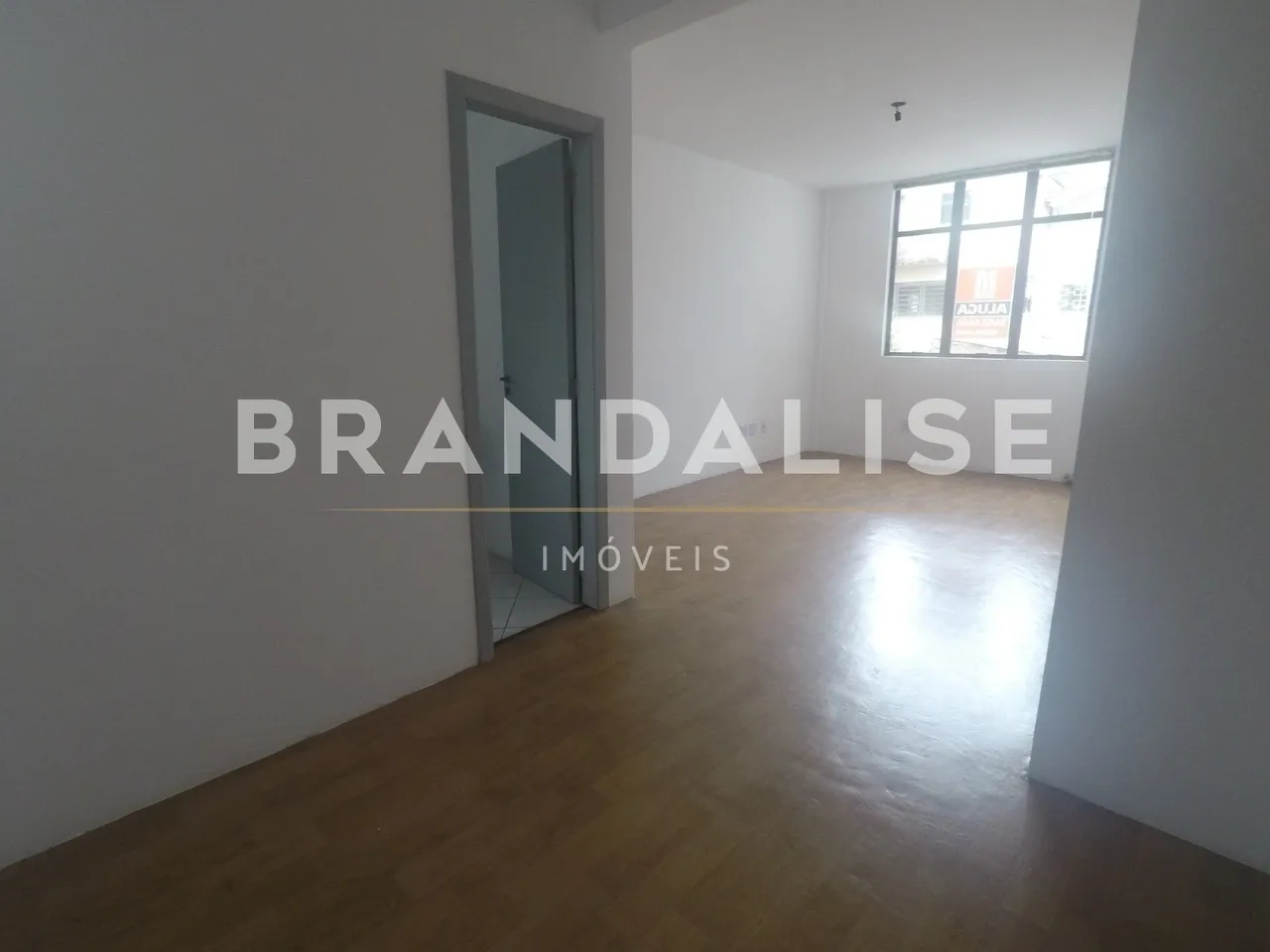 Sala comercial no centro de Canoas/RS para aluguel