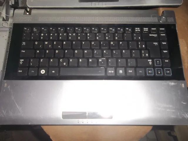 Carcaça Completa do Notebook com Teclado com defeito Samsung Rv411 Rv415 Rv419 Rv420 Prata - Foto 4