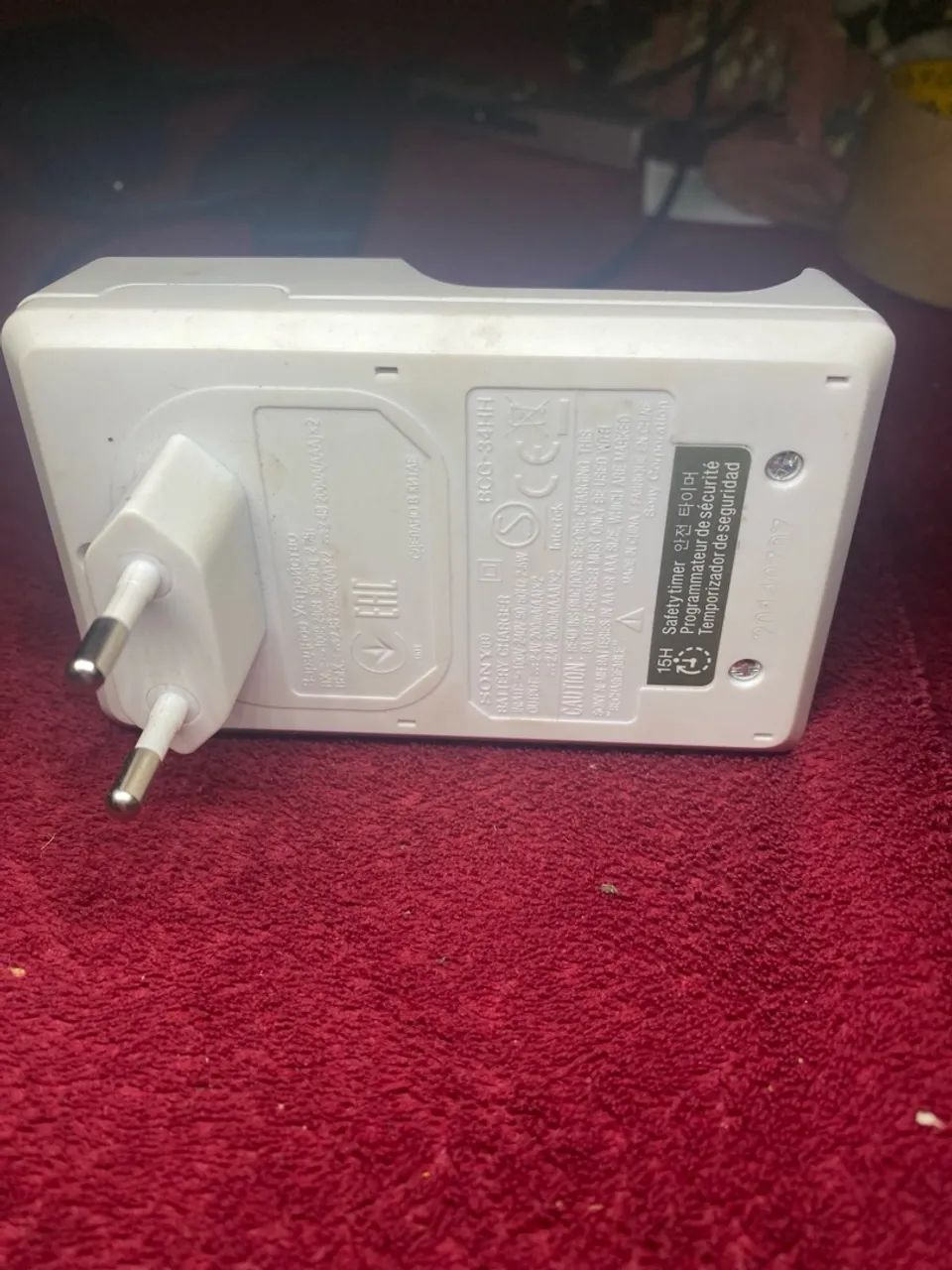 Carregador de baterias e pilhas ni-mh aa aaa sony bcg-34hh - Foto 3