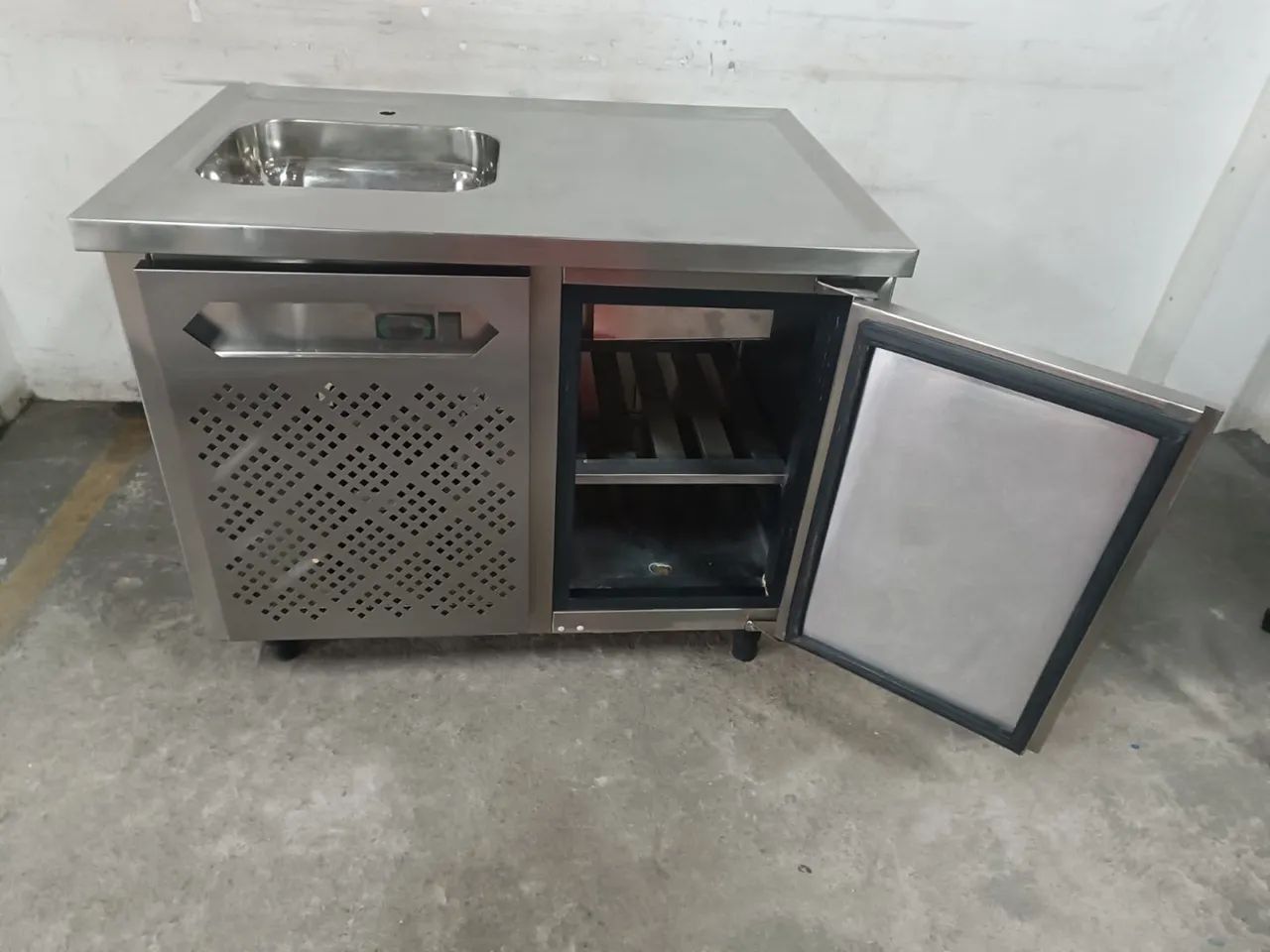 Balcão refrigerado com pia  - Foto 2
