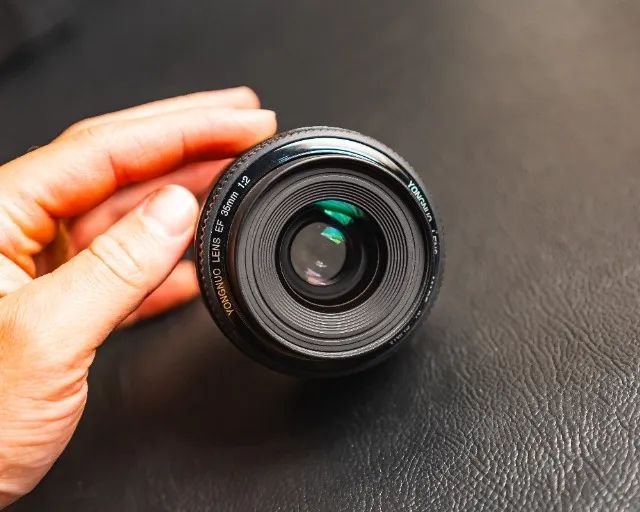 Lente AF 35 mm f/2.0 Yongnuo p/ Canon