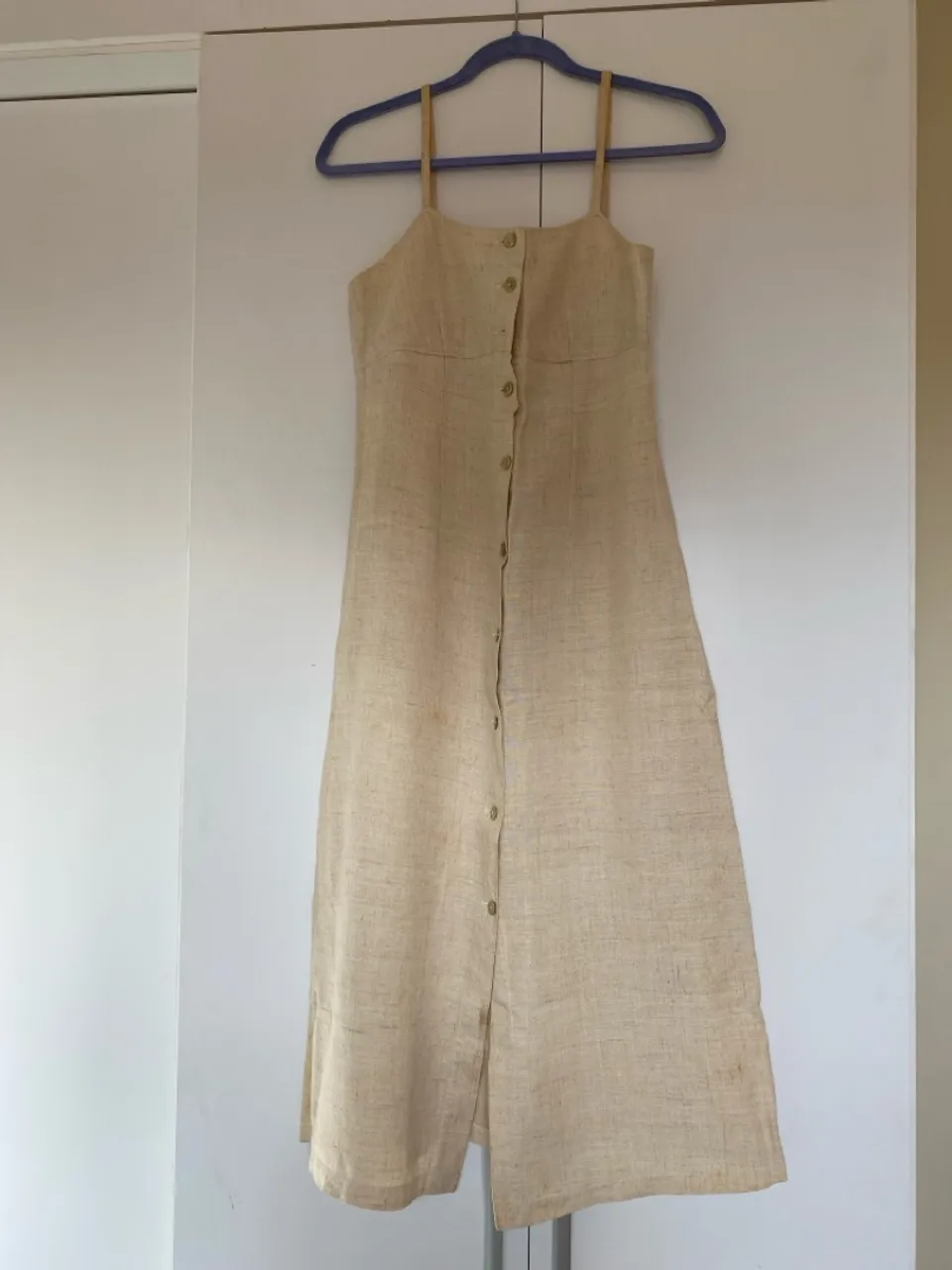 Vestido Midi de Linho Bege com Botões
