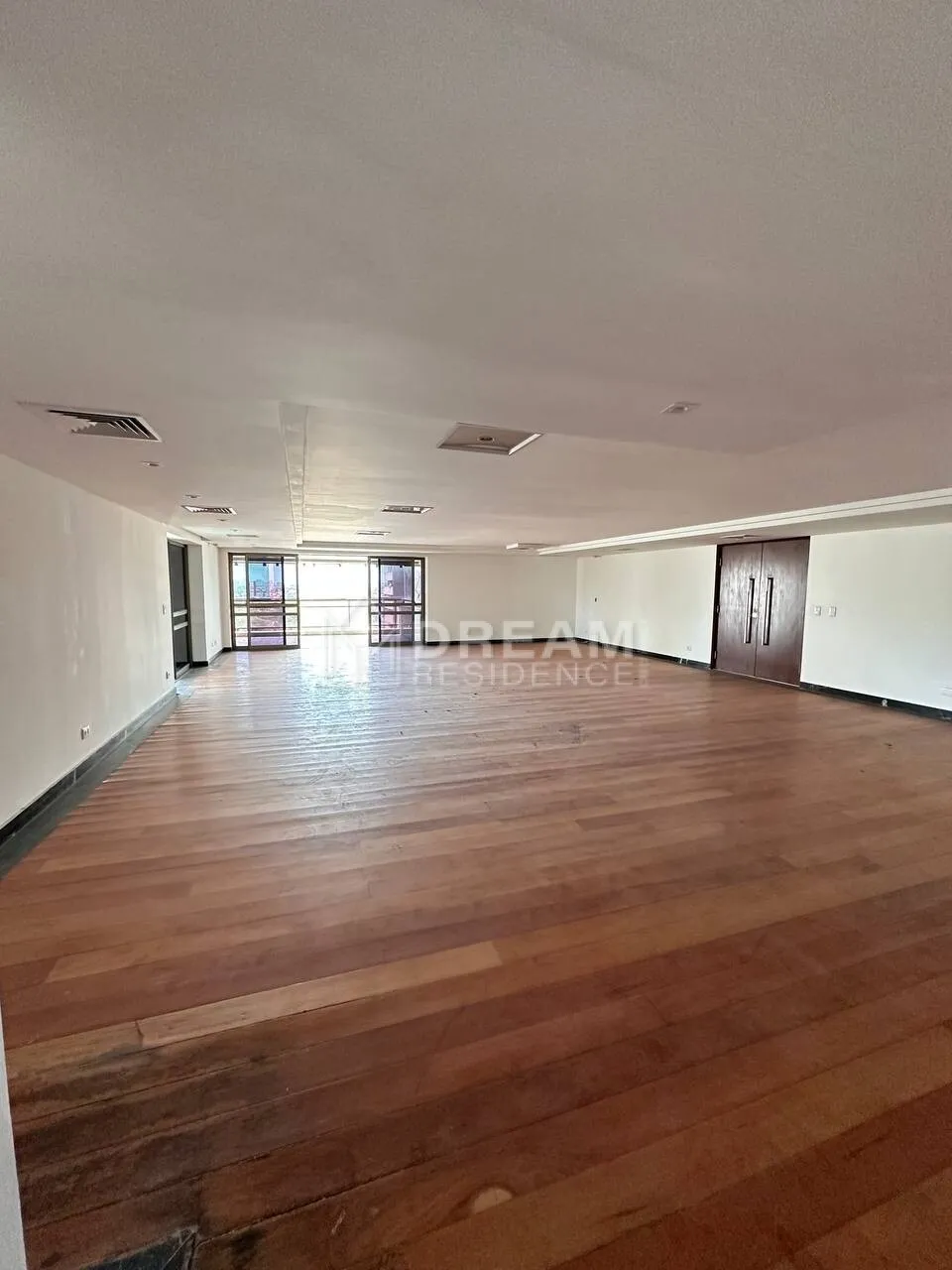 Imóvel para venda tem 430 metros quadrados com 5 quartos em Parnamirim - Recife - PE