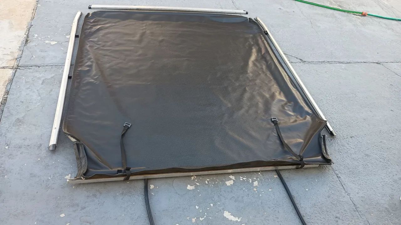 Vendo capota marítima da Strada cabine simples 