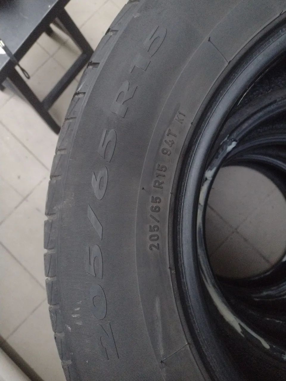 Pneu 205x65 R15 Pirelli P1 cinturato par 300.00 - Foto 3