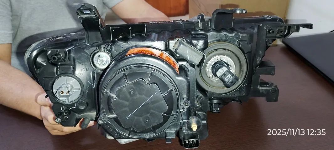 ルノーライト8【Ano】 Vela de Ignição NGK LZTR4AGP Chrysler 300C, PT Cruiser 2.4 - Cód