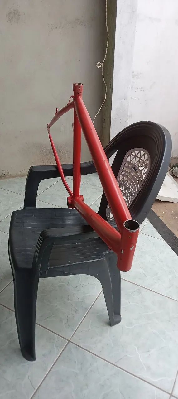 Vendo este quadro de bicicleta aro 26 - Foto 2