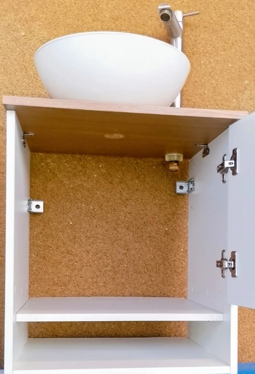 Vendo Pia para banheiro com balcão  - Foto 2