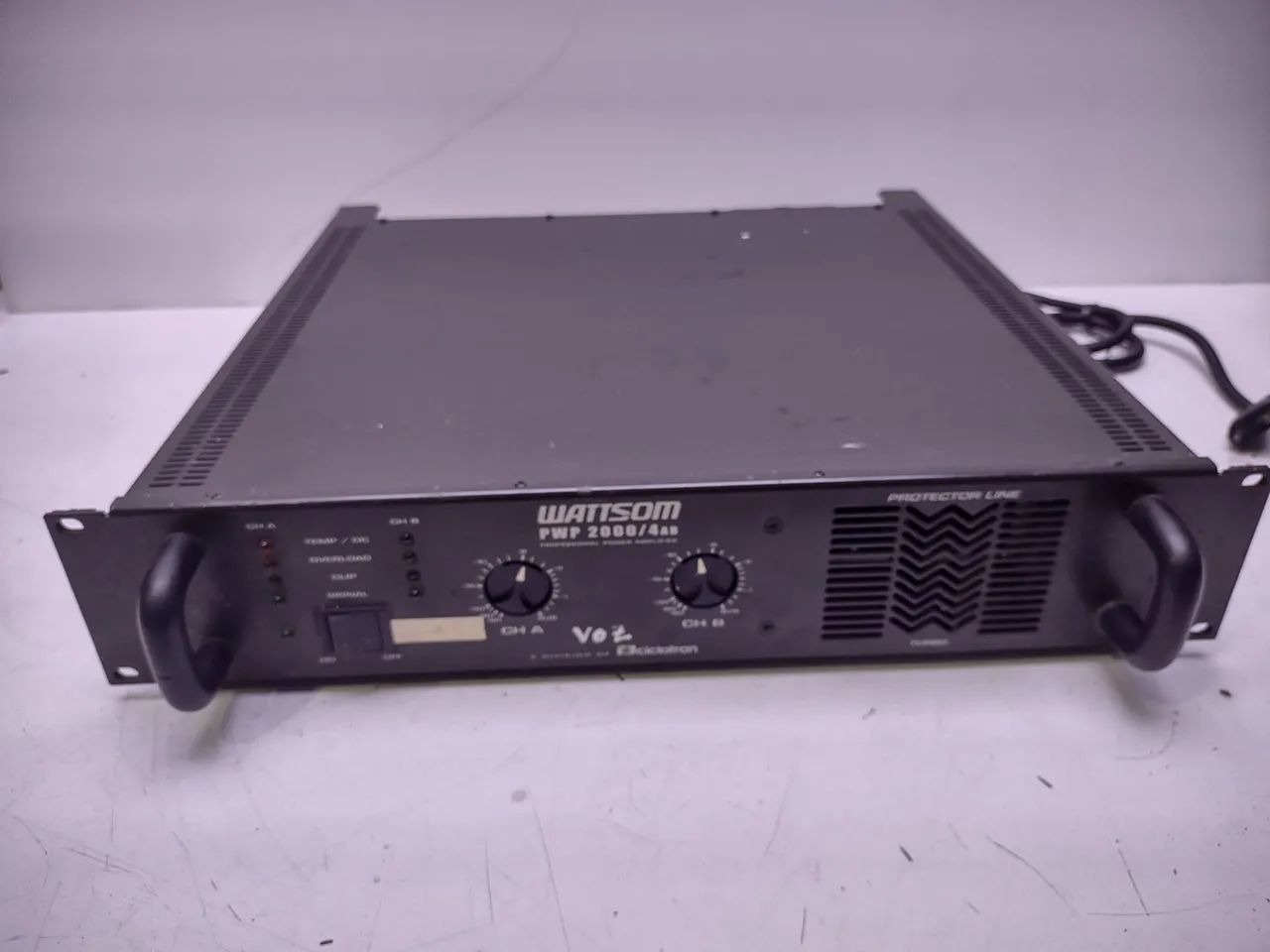 Potência pwp 2000 wattsom 4ab funcionando perfeitamente 