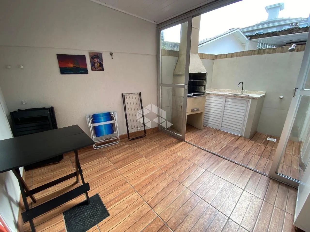 Casa sobrado semimobiliada com 2 quartos/dormitórios no bairro Jurerê, em Florianópolis- S - Foto 4