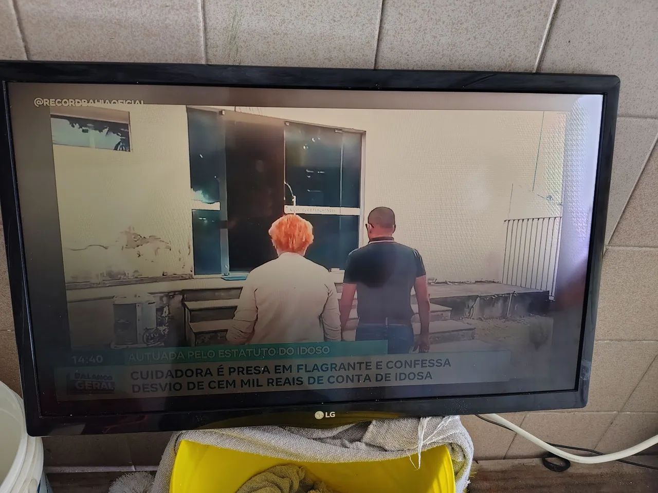 TV LG 24 polegadas usada - Foto 2