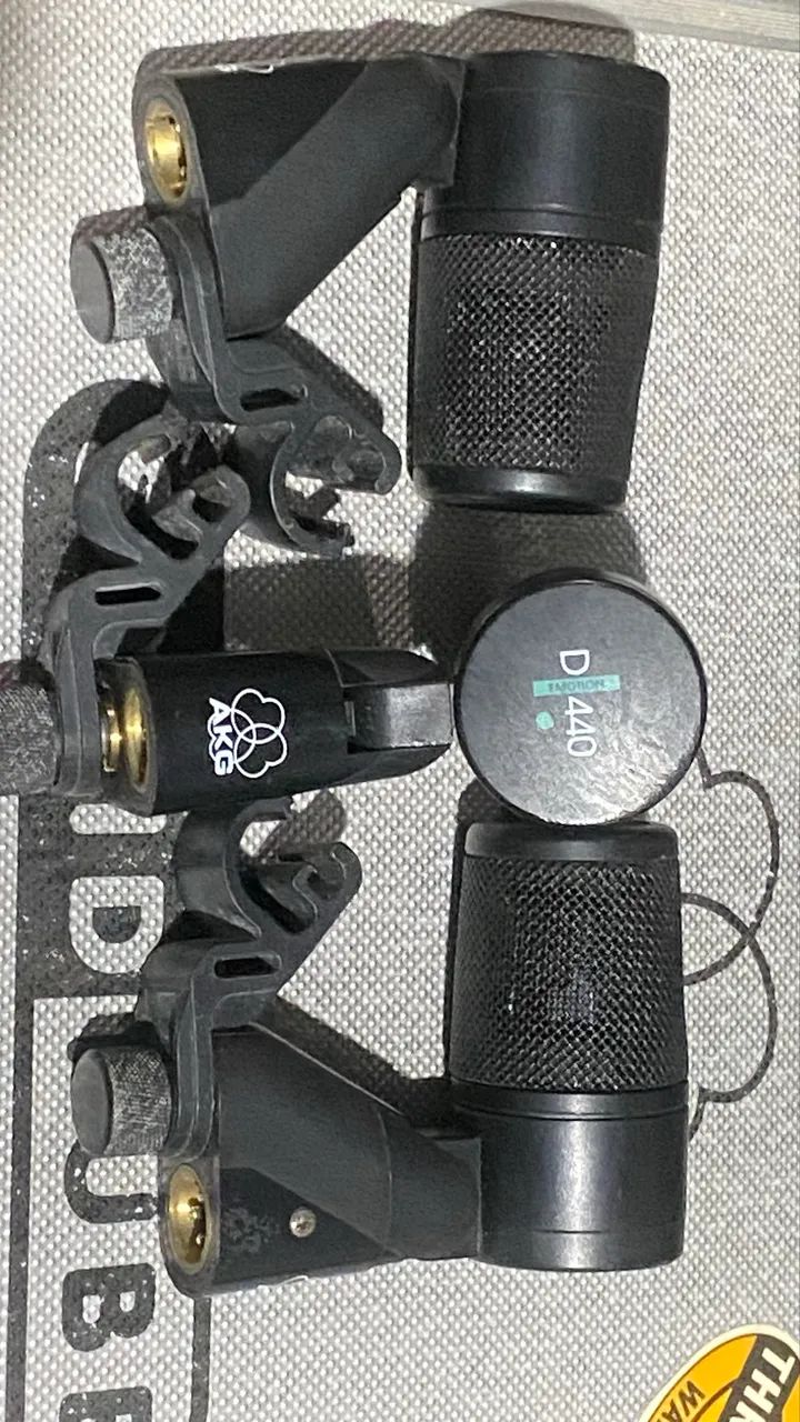 AKG - D440 - Microfone de Bateria