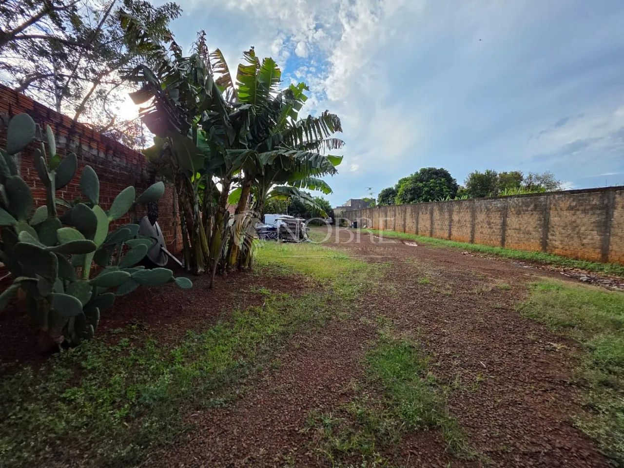 Chácara com 1.173 m² - Conj. Sanenge em Maringá - Foto 4