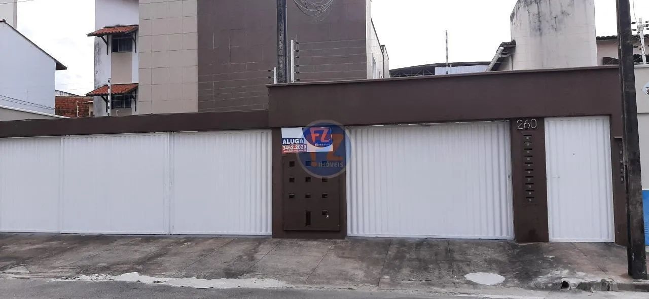Casa superior nascente com 60m² - 2 quartos - Vila União