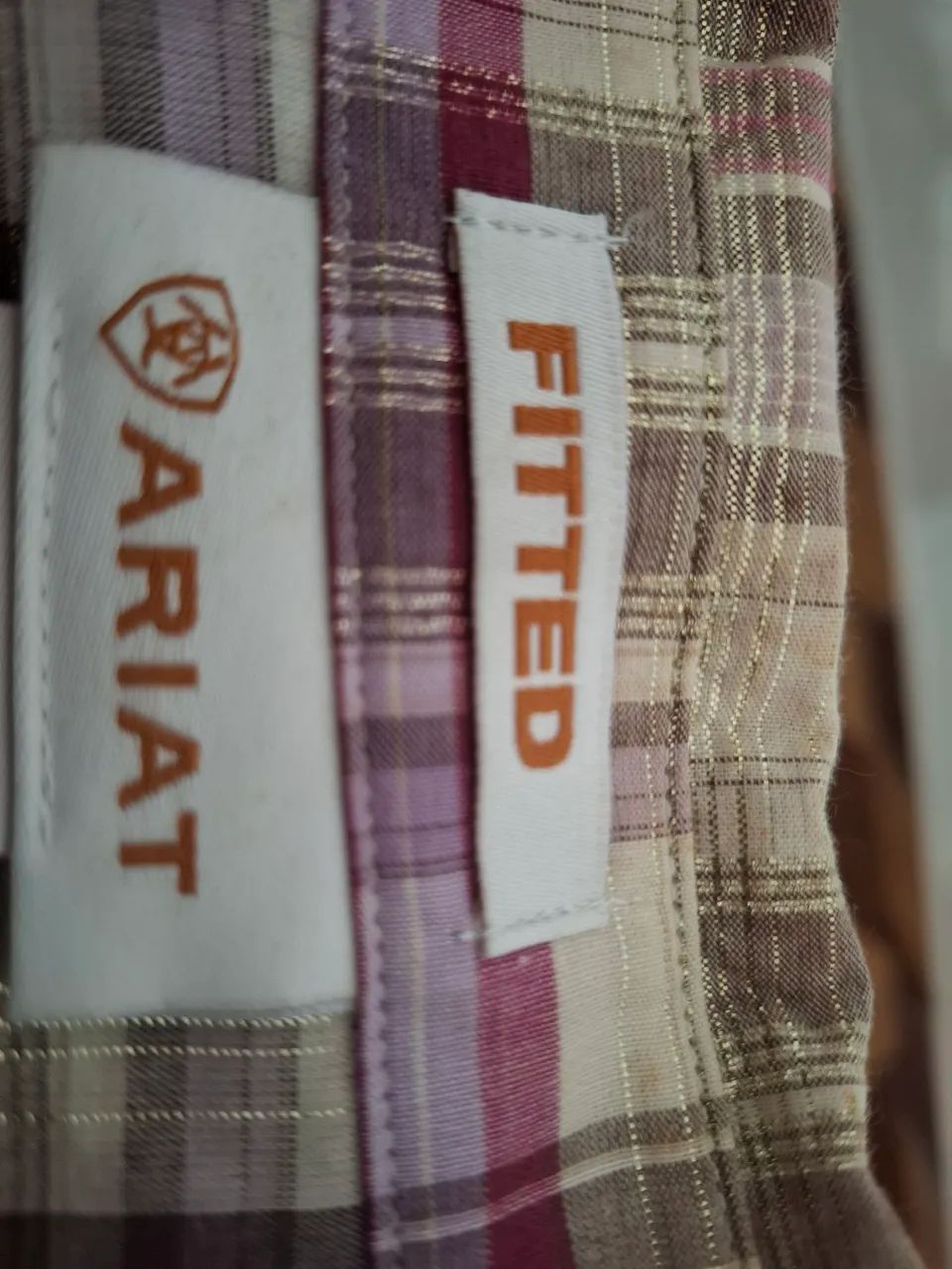 Camisa Feminina Ariat Tamanho G  - Foto 2