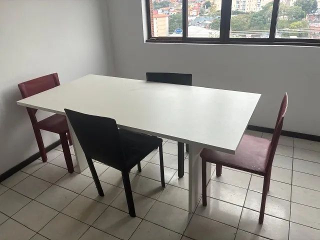 mesa tokskok com 4 cadeiras