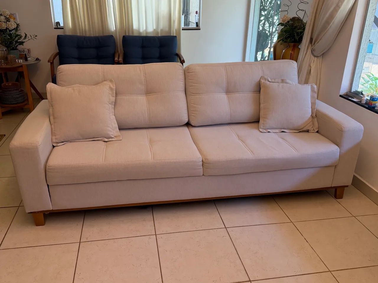 Vendo sofá de linho conservado 2.20M x 90 - Foto 3
