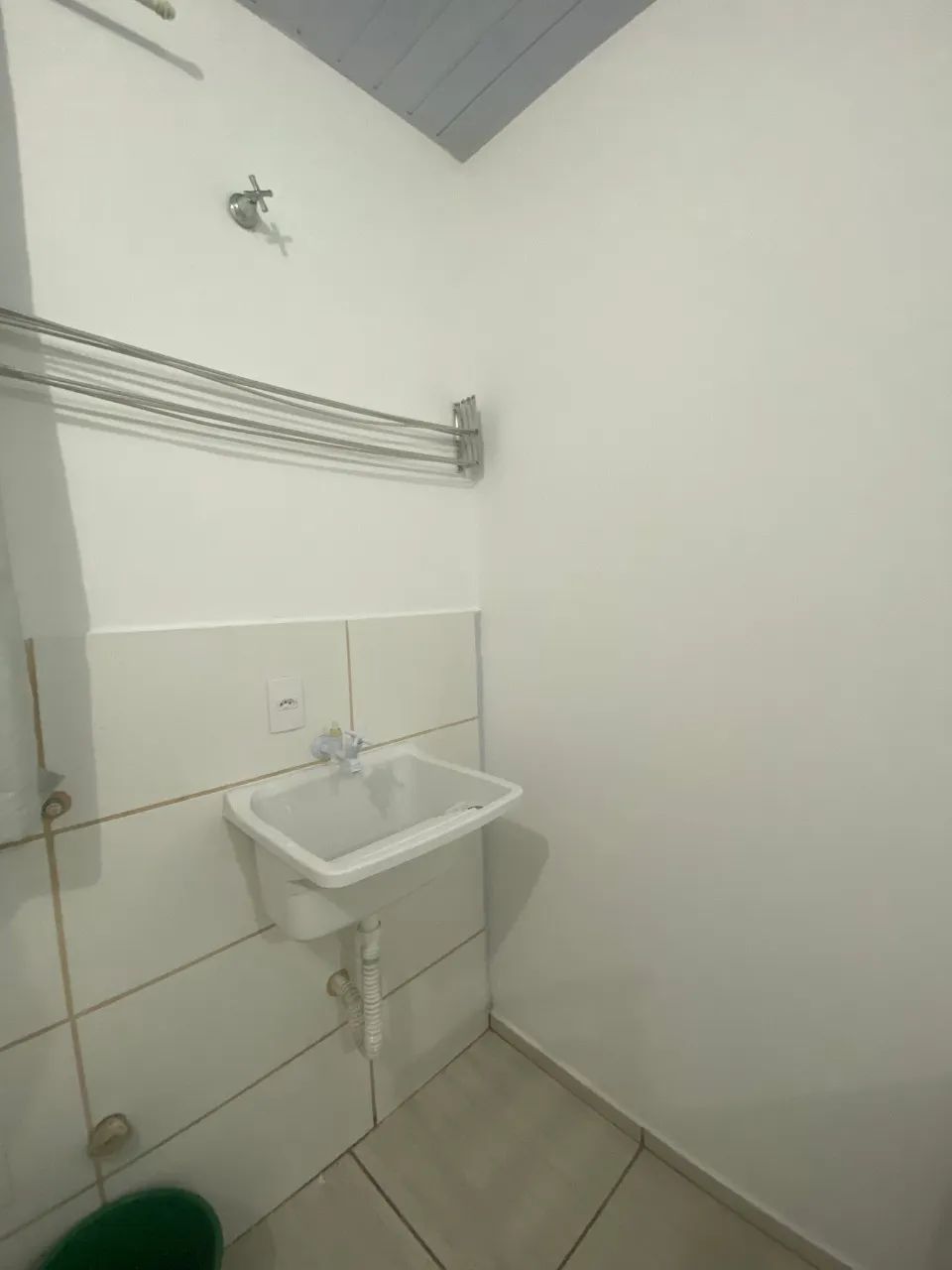 Ótima kitnet mobiliada para locação no bairro Trindade! - Foto 6