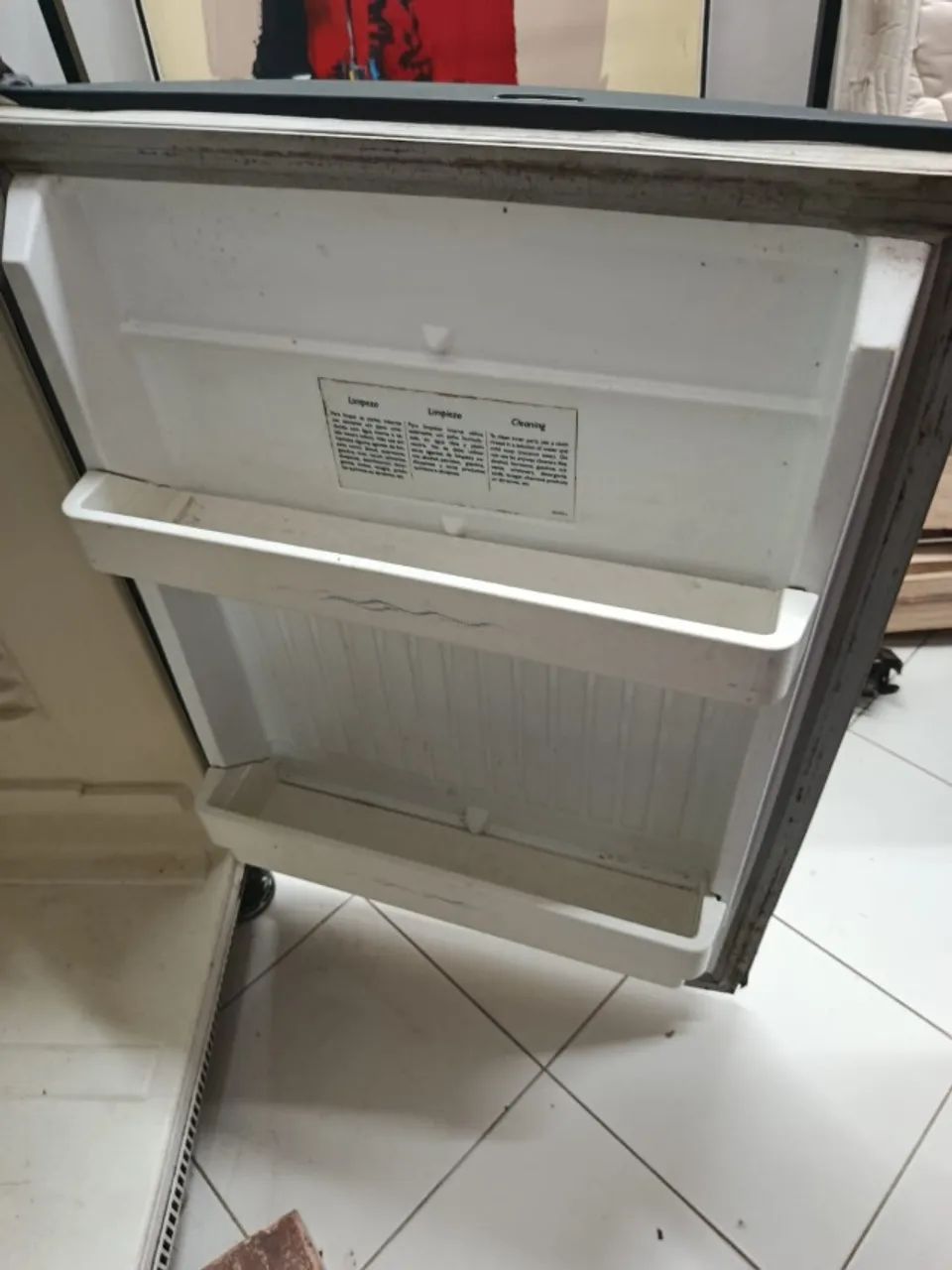 Frigobar 130L Usado - Foto 4