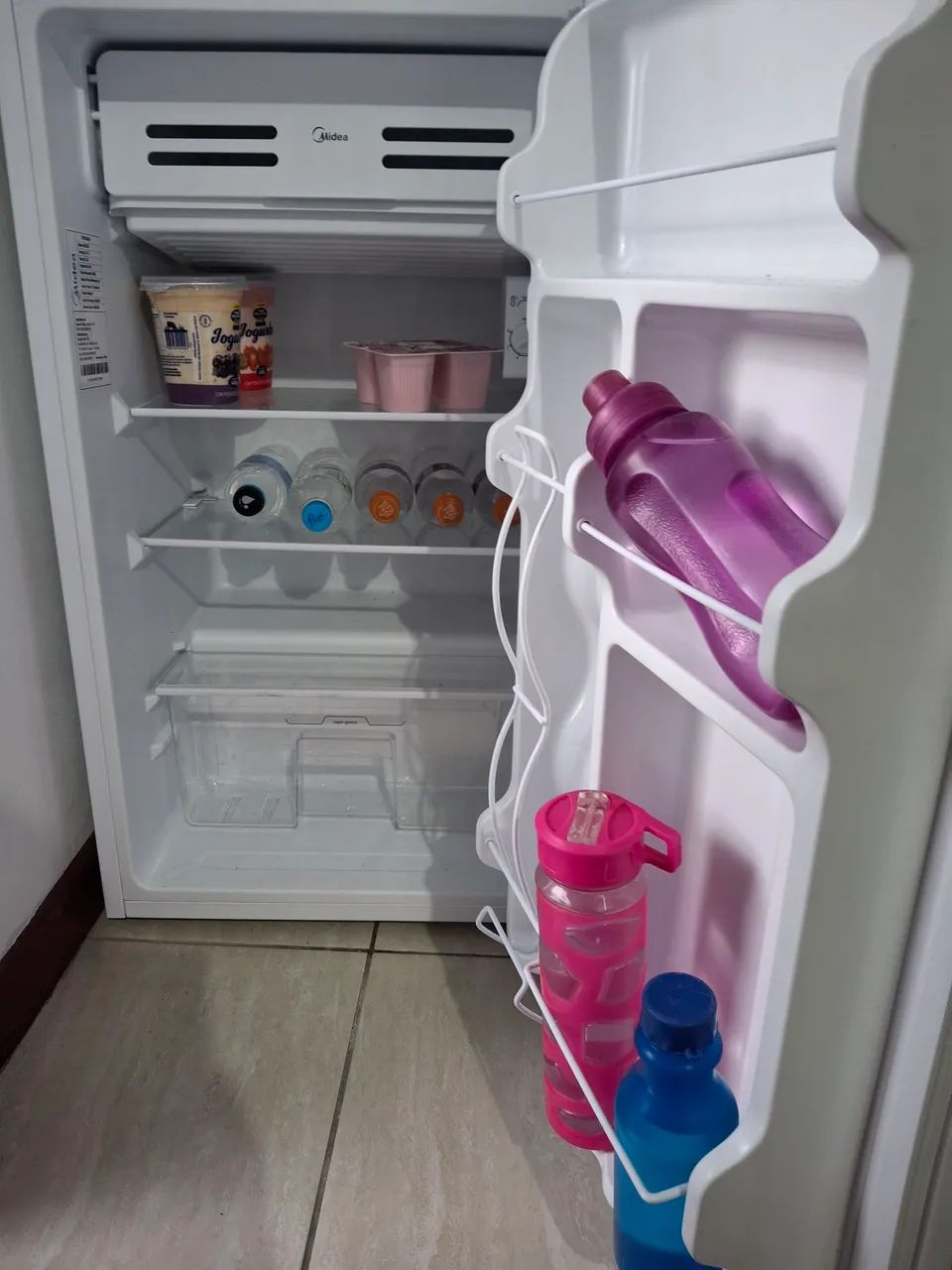 Vendo Frigobar 93 litros semi- novo - Foto 5
