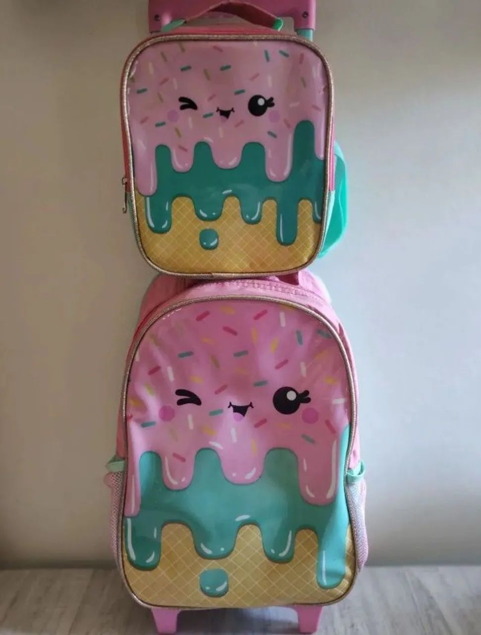 Mochila e lancheira 