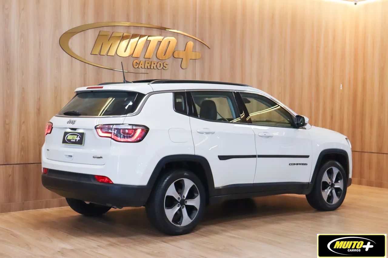 Jeep Compass Longitude 2.0 4X2 Flex 16V Aut. 2017 - Foto 4