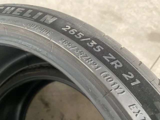 PNEUS 265/35 R21 ORIGINAL MICHELIN PILOT SEMI NOVO 02 UNIDADES - Foto 2
