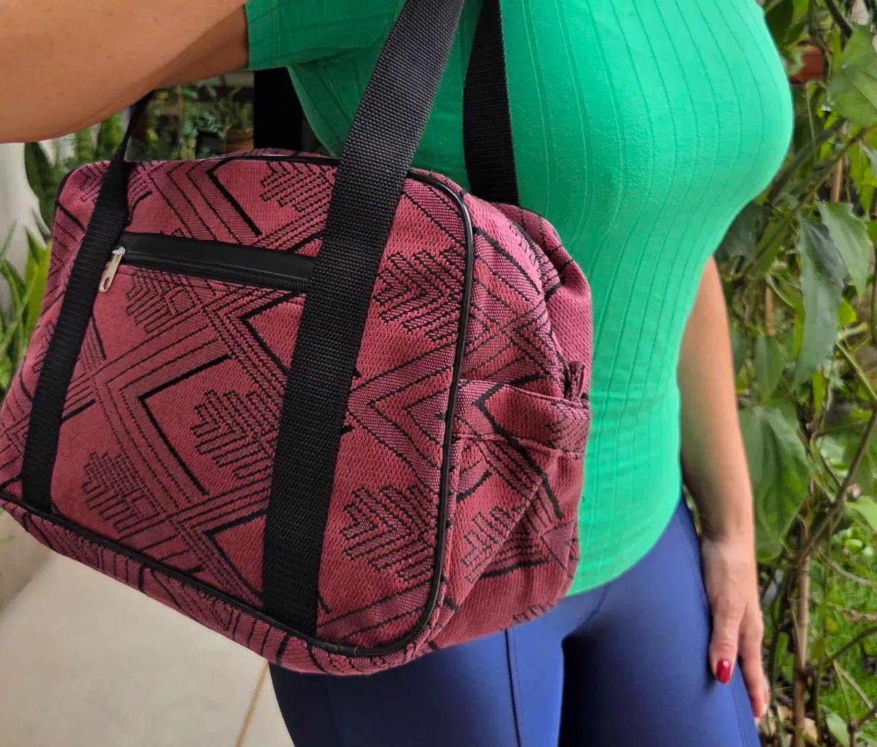 Bolsa Feminina + Necessaire - Conjunto Elegante e Prático - Foto 4