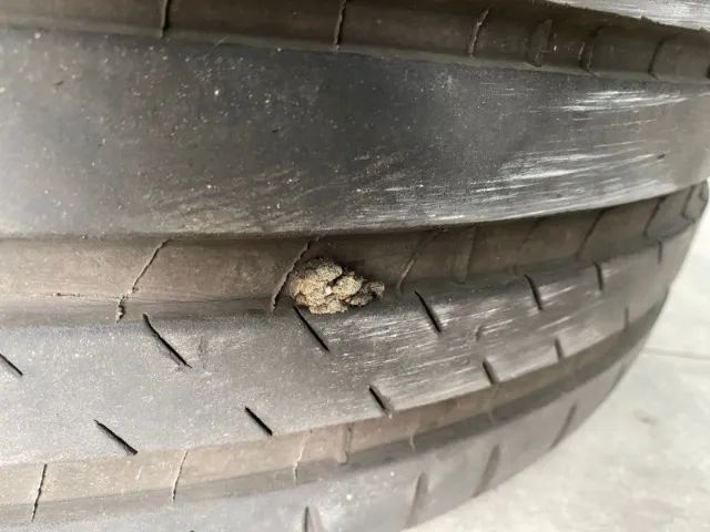 PNEUS 265/35 R21 ORIGINAL MICHELIN PILOT SEMI NOVO 02 UNIDADES - Foto 6