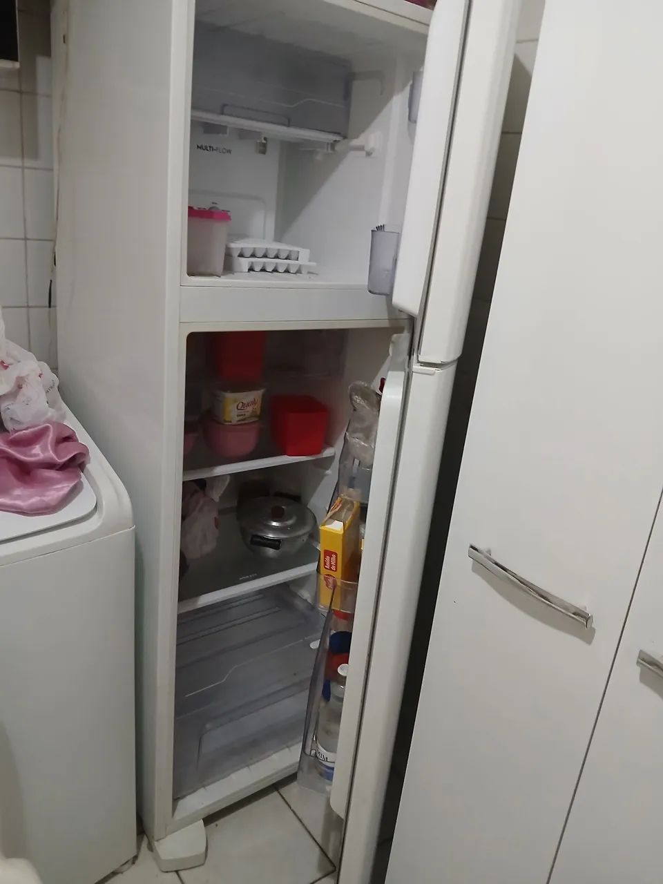 Geladeira Electrolux semi nova